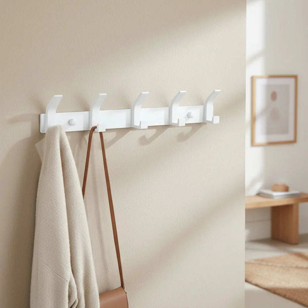 Porte-Manteau Mural Blanc Bois Laqué Crochets Métal, vue 2 sur 4