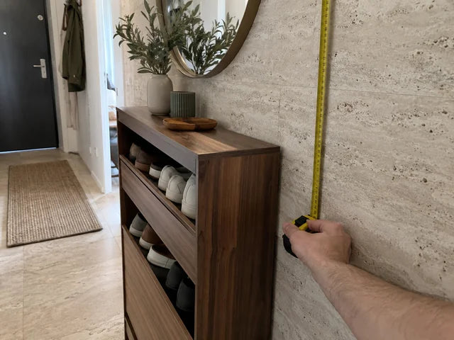 Mesure de l’espace disponible dans une entrée contemporaine